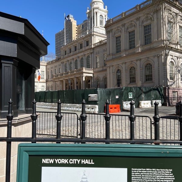 รูปภาพถ่ายที่ New York City Hall โดย Gordon P. เมื่อ 4/2/2023
