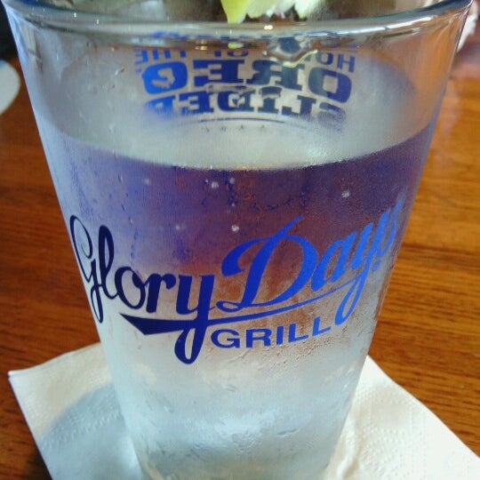 Photo taken at Glory Days Grill by Jonathan J. on 12/10/2012