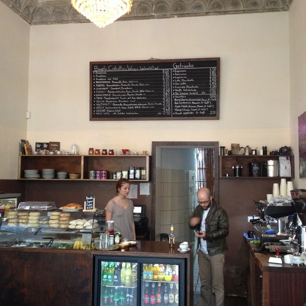 5/11/2013에 Charles님이 bagel, coffee &amp; culture에서 찍은 사진