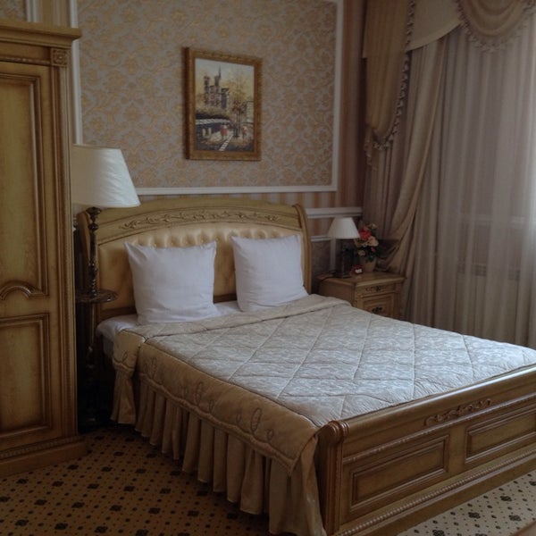 Das Foto wurde bei Prestige Business Hotel von Елена В. am 7/28/2014 aufgenommen