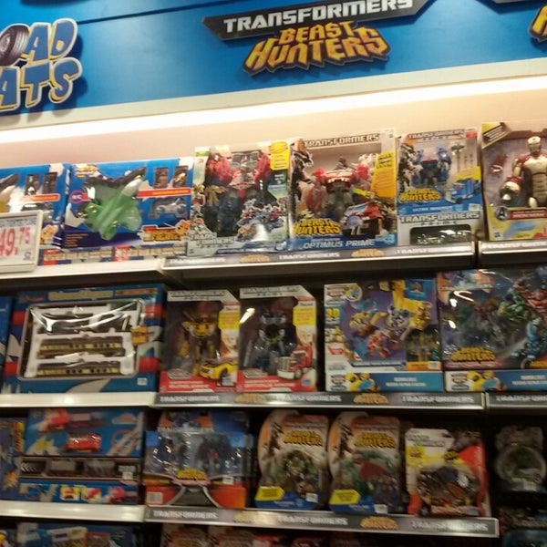toys r us vertis north