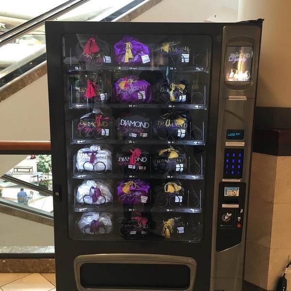 vip formal wear four seasons mall