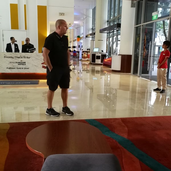 Photo taken at ibis Singapore on Bencoolen by Choo S. on 3/1/2018