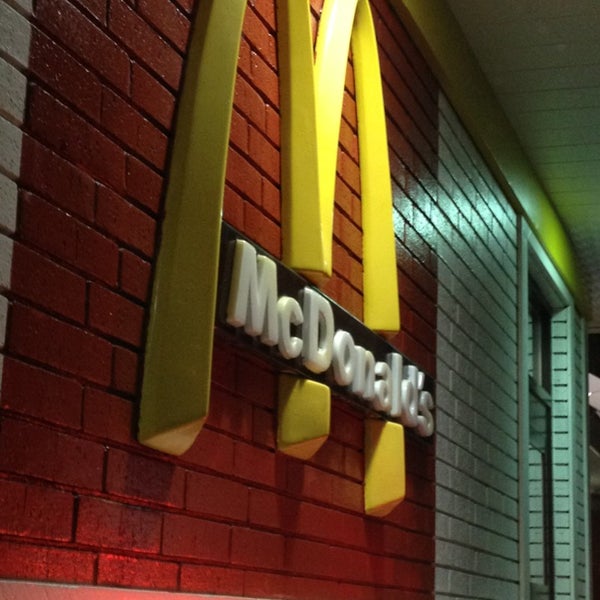 McDonald's Alameda'da Fast Food Restoranı