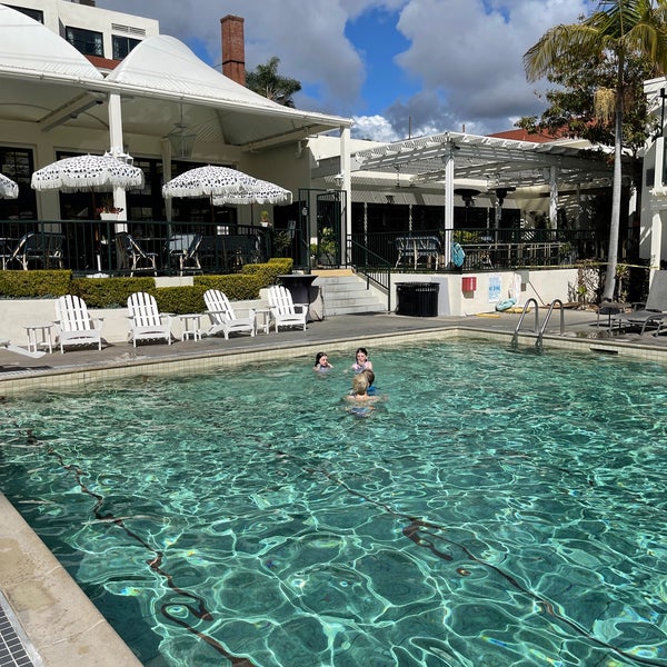 รูปภาพถ่ายที่ The Lafayette Hotel, Swim Club &amp; Bungalows โดย The Hair Product influencer เมื่อ 3/4/2022
