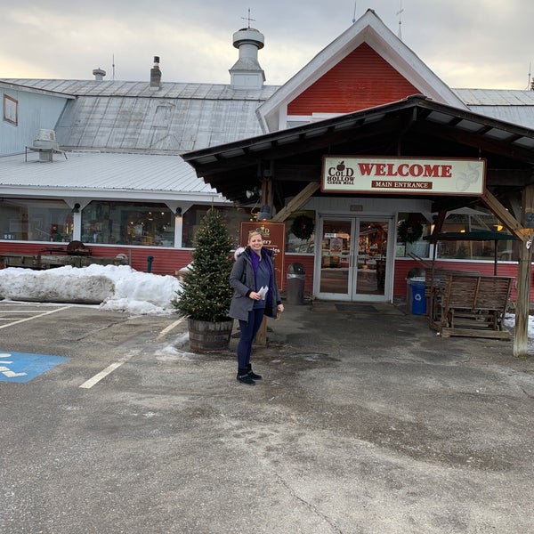 Photo taken at Cold Hollow Cider Mill by The Hair Product influencer on 12/16/2018