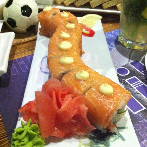 2/2/2013にДмитрий Т.がLounge Sushi Cafe &quot;Chillout&quot;で撮った写真