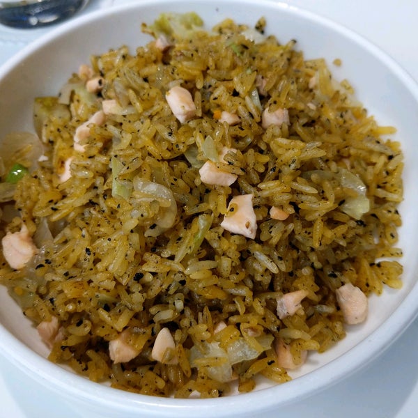 Seaweed fried rice w salmon bit was a table favourite