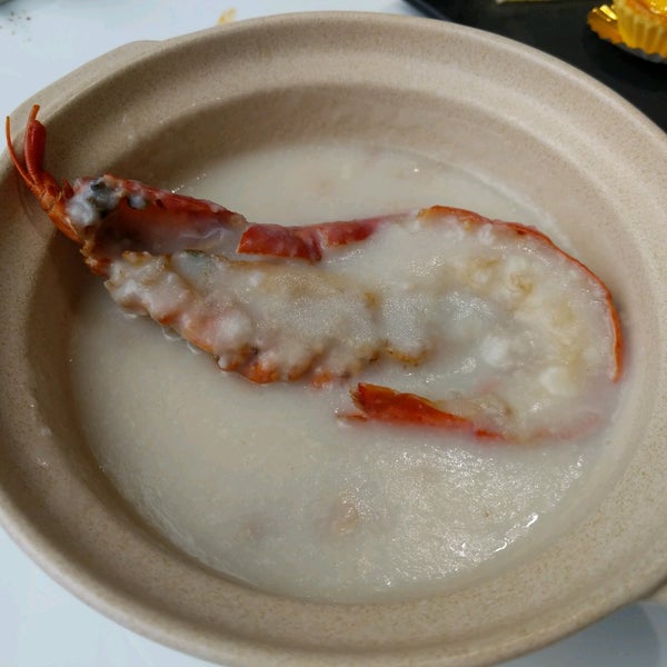 Lobster with minced pork & soya milk congee is extremely flavourful & the congee smooth
