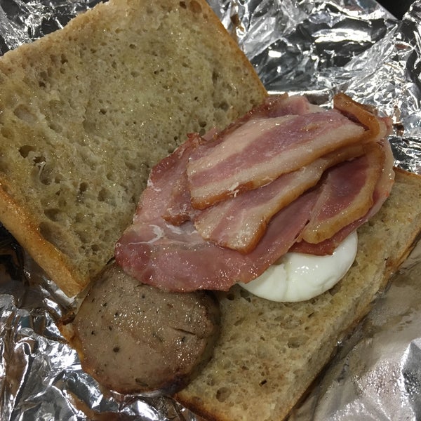Their breakfast "Full Works" sandwich is filling. Bacon, sausage slices, poached egg. Choice of white or wheat-rye bread