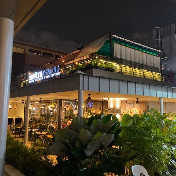 They have alfresco seating at ground level & at the rooftop