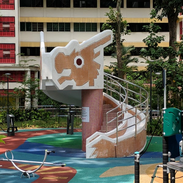 Дракон площадка детская площадка. Детские комплексы в виде дракона. Синий дракон детская площадка. Dragon playground. Dragon playground.