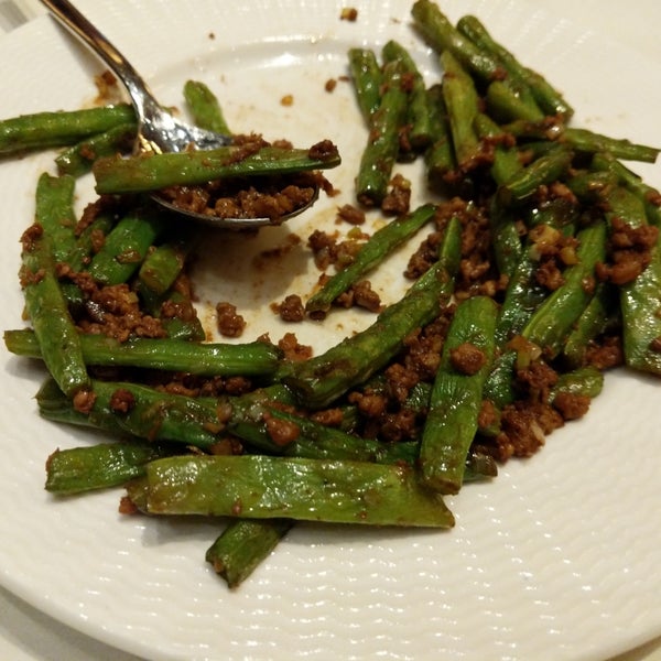 Wok-fried string beans added crunch to our meal. Together with plain rice (which was well-cooked), it offered respite to our mouths from the spicy dishes we had sampled😁