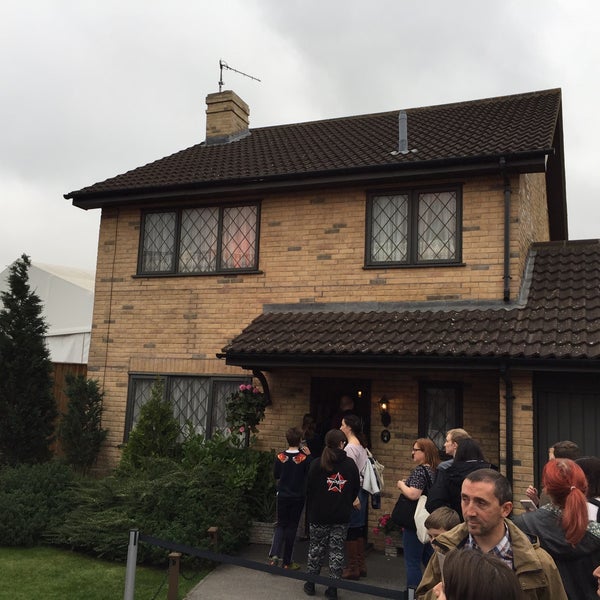 Photo taken at 4 Privet Drive by Hemang on 10/29/2016