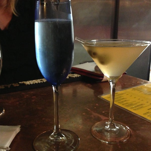 Foto tirada no(a) Crêpe Bistro &amp; Martini Bar por Nicole M. em 3/1/2013