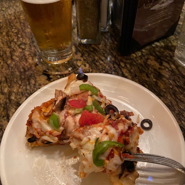 Photo taken at BJ&#39;s Restaurant &amp; Brewhouse by Bill W. on 1/31/2020