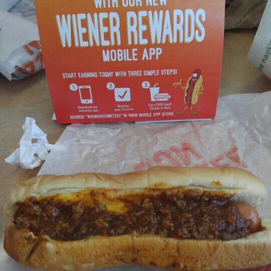 wienerschnitzel chili walmart