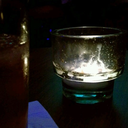 10/5/2012にTresheaがAVA Cafe &amp; Loungeで撮った写真