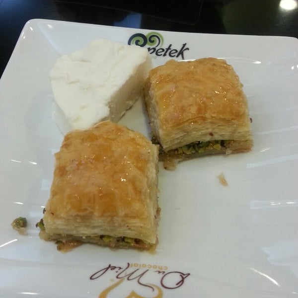Petek Pastanesi Diyarbakır�da Fırın