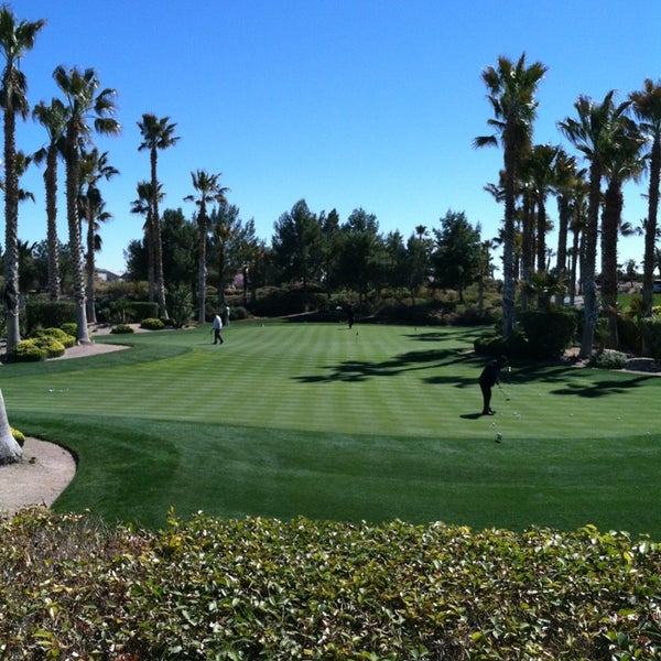 3/10/2013 tarihinde Harry S.ziyaretçi tarafından Rhodes Ranch Golf Club'de çekilen fotoğraf