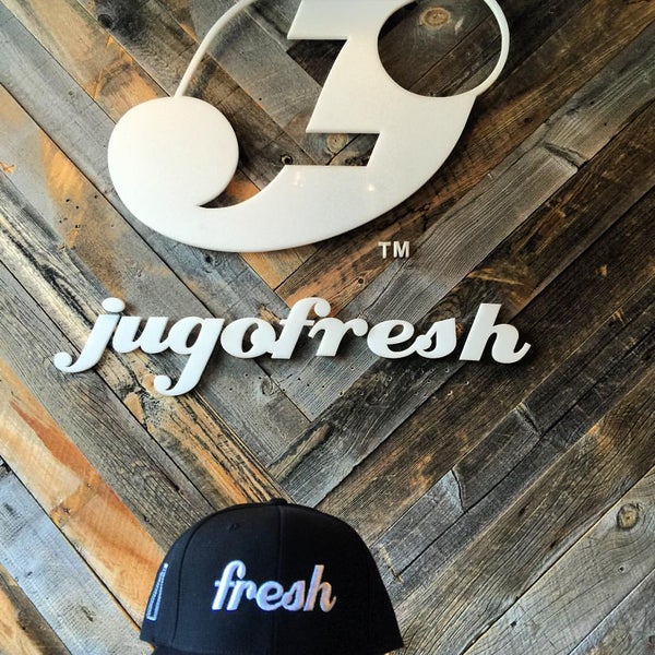 Photo taken at Jugofresh by Andy L. on 11/27/2015