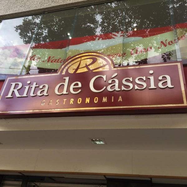 รูปภาพถ่ายที่ Rita de Cássia Gastronomia โดย Rodrigo O. เมื่อ 12/31/2015
