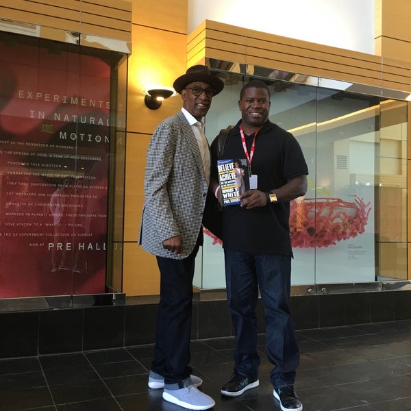 Michael jordan building nike campus online