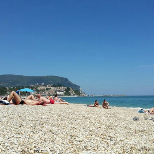 Riviera Del Conero Tutte Le Spiagge Da Scoprire Marche