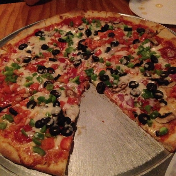 Garage Pizza 4339 W Sunset Blvd