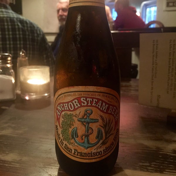 Photo taken at Richmond Vault Beer Cellar &amp; Restaurant by Serg Y. on 5/3/2015