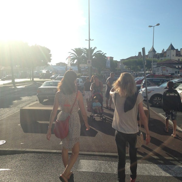 Photos à Gare SNCF de SaintJeandeLuz Ciboure Place de Verdun