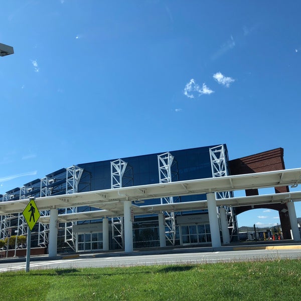 Photo taken at Roanoke-Blacksburg Regional Airport (ROA) by Robin M. on 4/29/2018