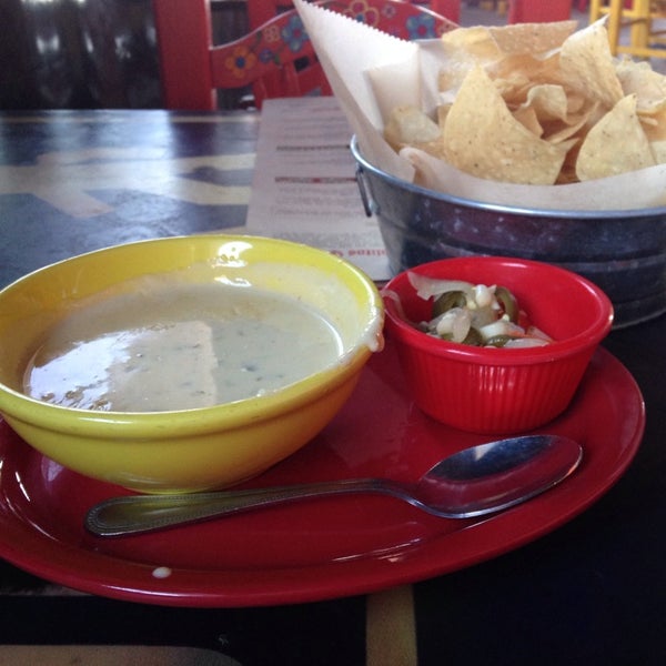 Came here at 5:30 on a tues afternoon. Queso blanco = DELICIOUS!! Music= great and fun. Playing Mumford and Sons, Imagine Dragons, etc. $2 street tacos= very good, unique, and so many fun varieties!