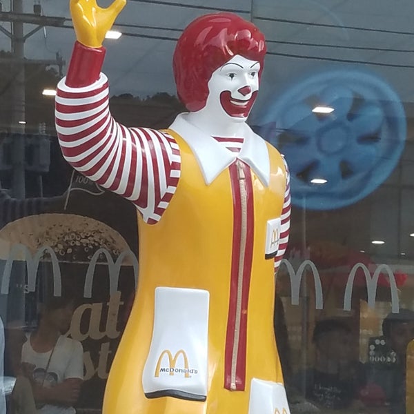 McDonald's MacArthur Highway
