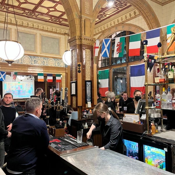 Tiles New Town 1 St Andrew Sq