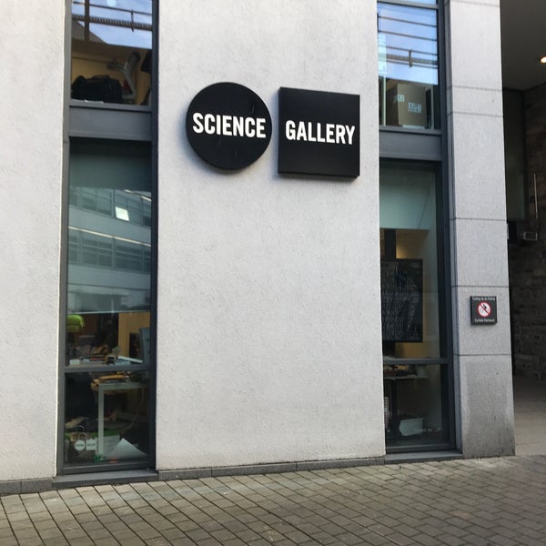 Foto tirada no(a) Science Gallery por Gary W. em 1/25/2018