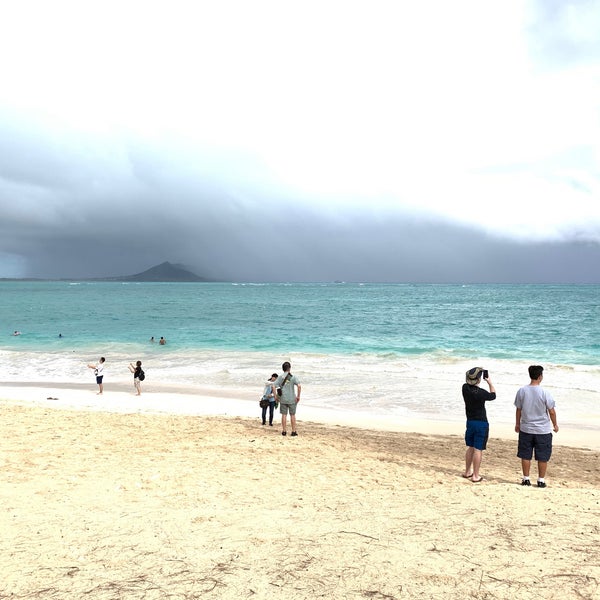 Photos at Kailua Beach (Flagpoles) kailua 5 tips