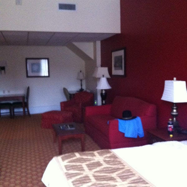 Photo taken at Residence Inn Cleveland Downtown by Lori-Jo S. on 4/24/2013
