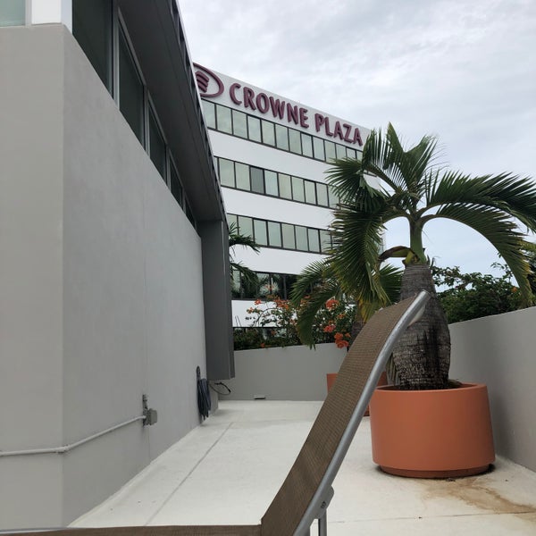 Crowne Plaza Miami International Airport 950 NW 42nd Avenue, (Lejeune
