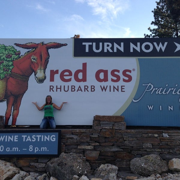Foto diambil di Prairie Berry Winery oleh Lil Jen 🍟 pada 8/5/2013