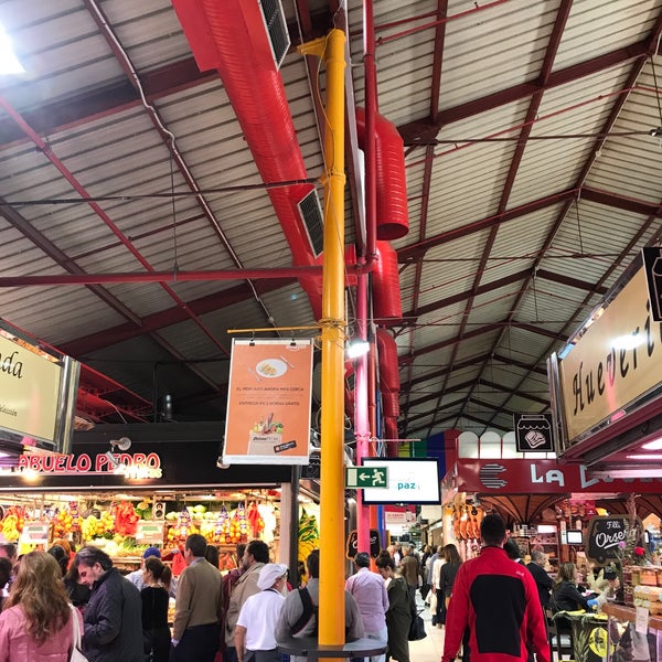 Foto diambil di Mercado de la Paz oleh Javier O. pada 10/28/2017