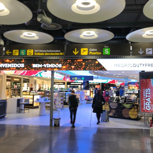 Aldeasa Duty Free Aeropuerto T4 S Madrid Barajas Aldeasa Duty Free Aeropuerto T4 S Madrid Barajas