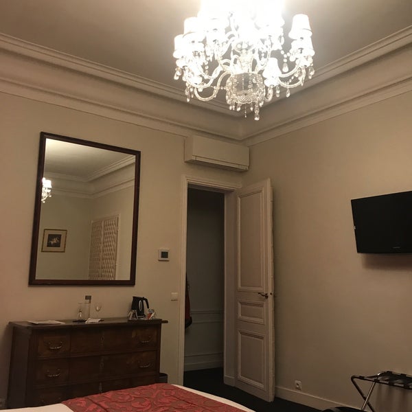 3/2/2019 tarihinde Javier O.ziyaretçi tarafından Hotel Claridge'de çekilen fotoğraf