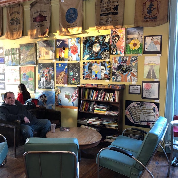 Foto diambil di Peekskill Coffee House oleh Fanny G. pada 2/3/2018
