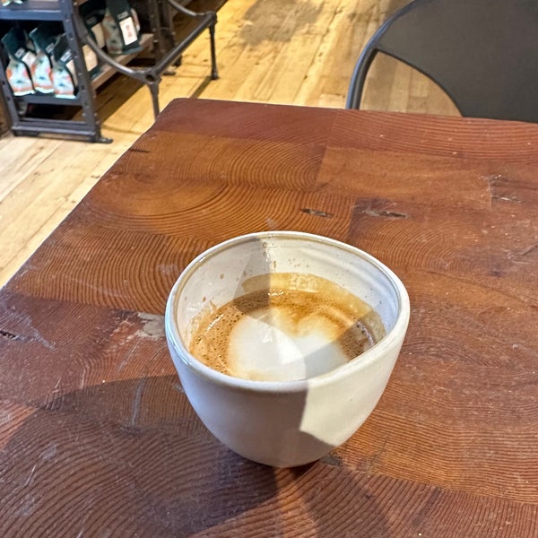 Photo taken at Elixr Coffee Roasters by Francisco R. on 6/2/2024