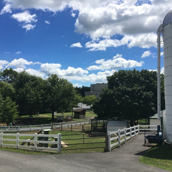 8/22/2016にFrancisco R.がThe Amish Farm and Houseで撮った写真