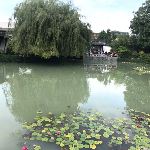 Снимок сделан в Dr. Sun Yat-Sen Classical Chinese Garden пользователем Francisco R. 8/17/2019