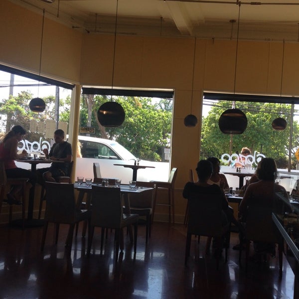 3/25/2014 tarihinde Maui Hawaiiziyaretçi tarafından Dazoo Restaurant'de çekilen fotoğraf