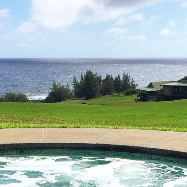 Снимок сделан в Travaasa Hotel Hana пользователем Maui Hawaii 11/2/2015
