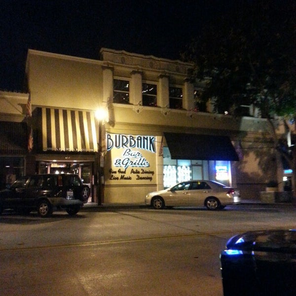 11/17/2013にErich B.がBurbank Bar &amp; Grilleで撮った写真